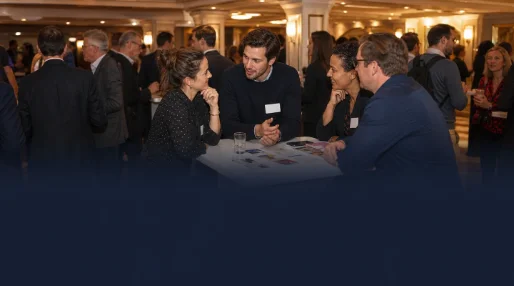 Des soirées Afterwork conviviales et génératrices de contacts professionnels productifs.